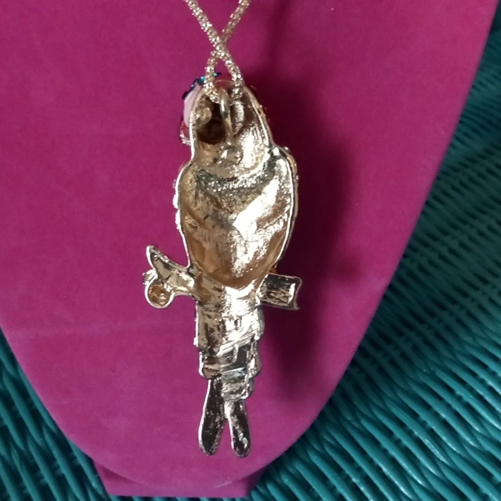 Parrot Rhinestone Betsey Johnson Necklace - Picture 5 of 5